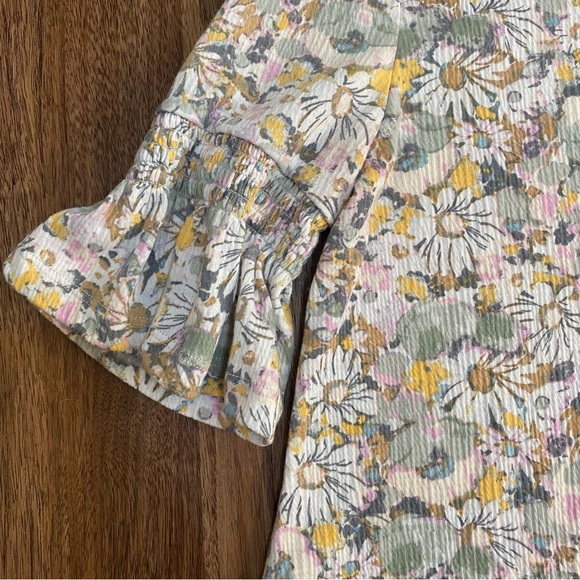 Women’s floral short sleeve top by LC Lauren Conrad size extra small - Picture 2 of 4